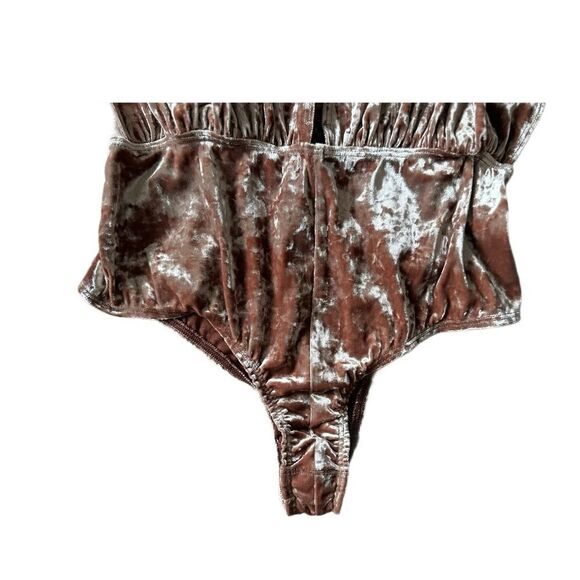 We Are HAH Women’s Hot As Hell Comin in Haht Plunging Velvet Bodysuit Size XS - Picture 3 of 8